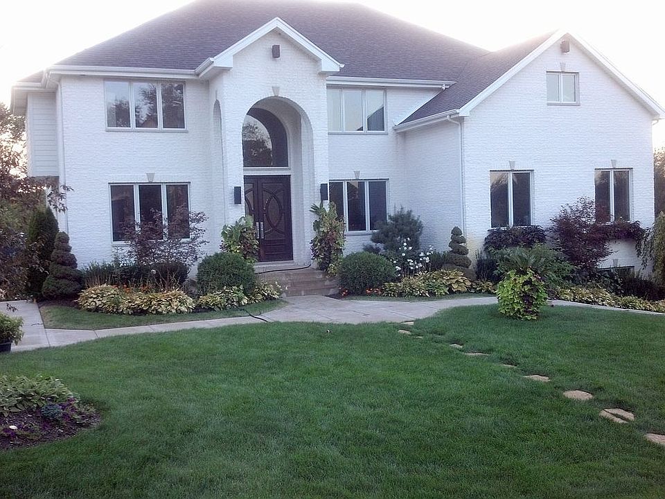 1st image of 15500 113th Ave