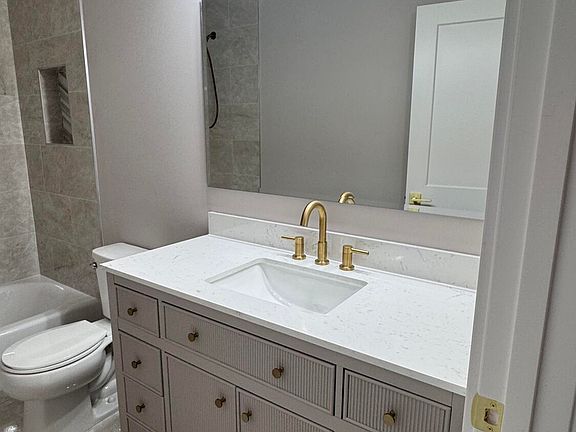 3rd image of 30821 Lower Ridge Dr