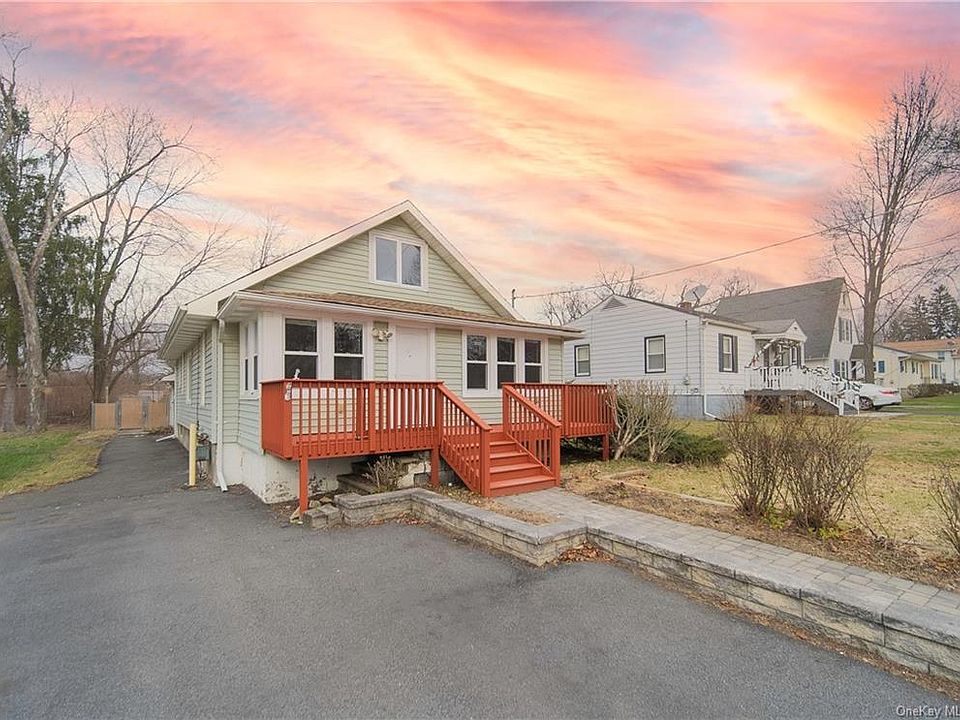 1st image of 134 Rockwell Ave