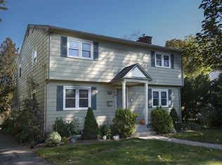 9 Washington Pl, Northampton, MA 01060