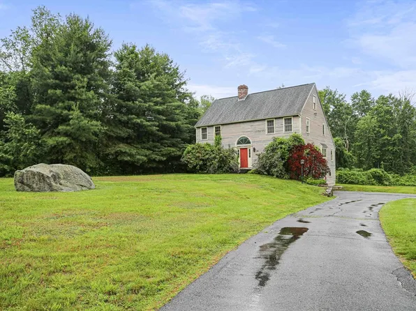 85 Hartford Ave W, Mendon, MA 01756