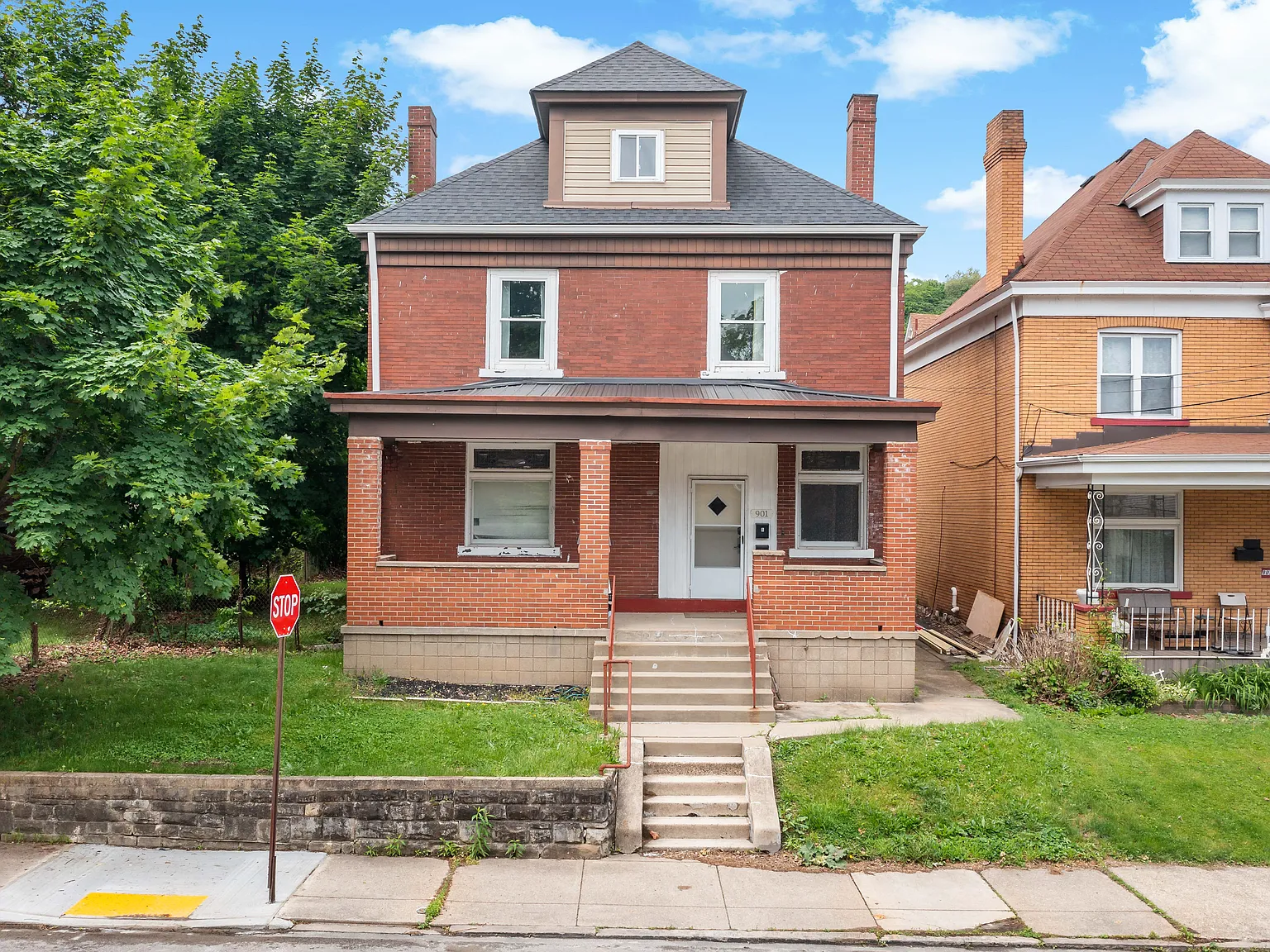 4 bed, 1.5 bath, $1,800 — Photo 1