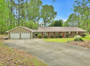 1108 Happy Valley Cir, Newnan, GA 30263
