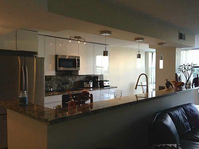 800 Parkview Dr APT 415, Hallandale Beach, FL, 33009