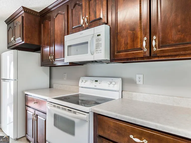 105 Millstone Way — Photo 15