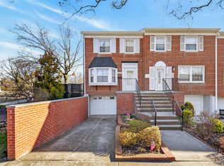 62-01 Douglaston Parkway, Flushing, NY
