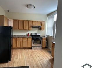 828 E Hyde Park Blvd UNIT 2, Chicago, IL 60615