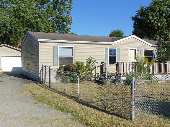 2nd image of 1505 Maureen Dr