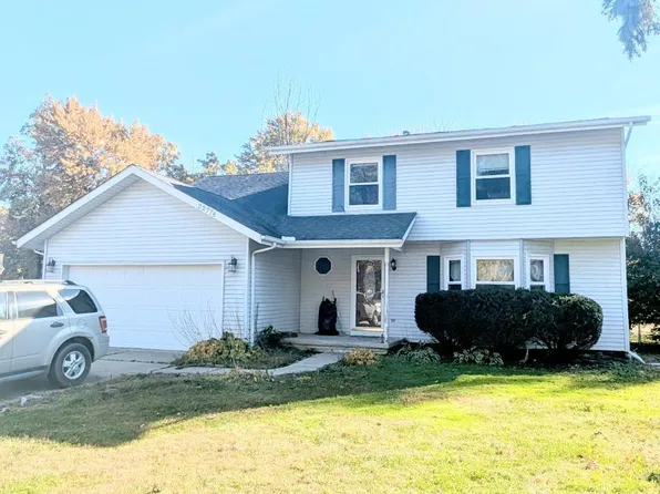 22778 Phelps St, Clinton Township, MI 48036