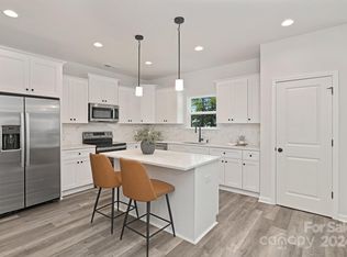17219 Green Hill Rd, Charlotte, NC 28278