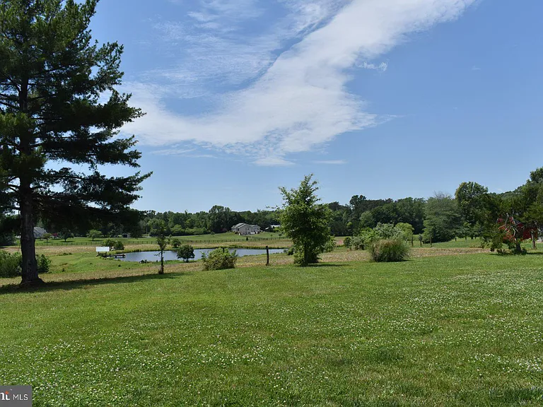 4055 Ringwood Rd — Photo 5