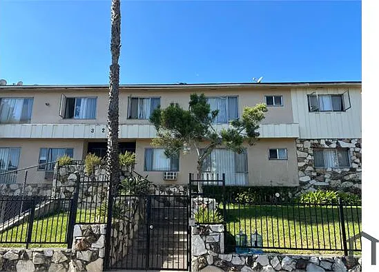 327 S Alexandria Ave #21