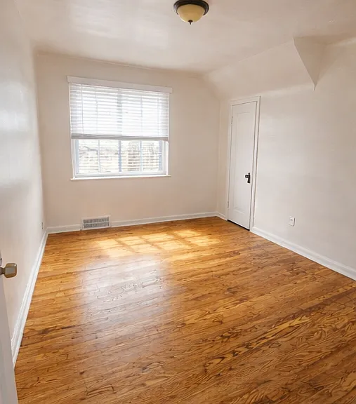 14140 Fairmount Dr #1 — Photo 6