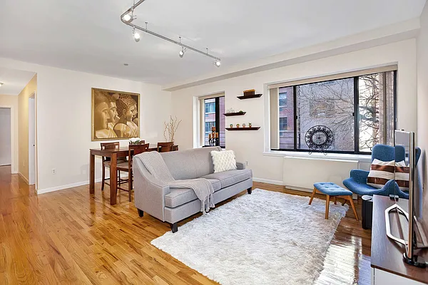 Sold by Compass | media 1