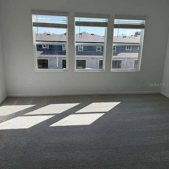5195 Loyalty Dr — Photo 32