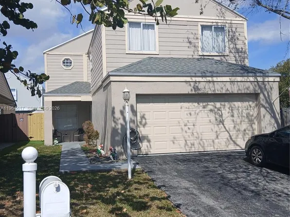 10005 SW 223rd Ln, Cutler Bay, FL 33190