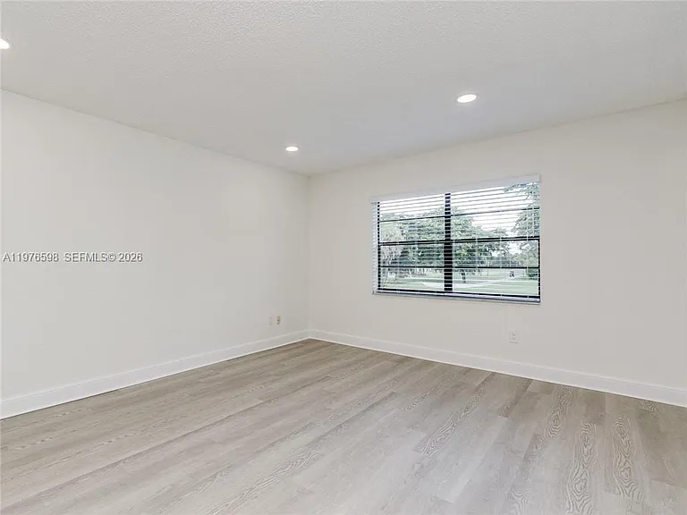 21559 Cypress Hammock Dr #44J — Photo 46