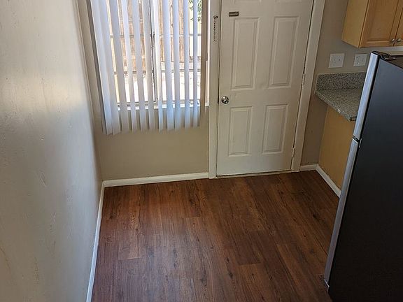 5th image of 3705 E Fairmount St #11092995