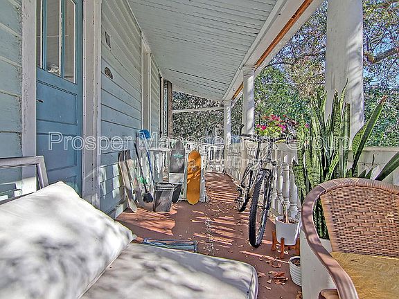 3rd image of 70 Radcliffe St APT B