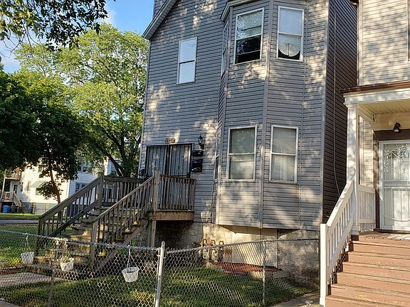 3rd image of 6805 S Langley Ave