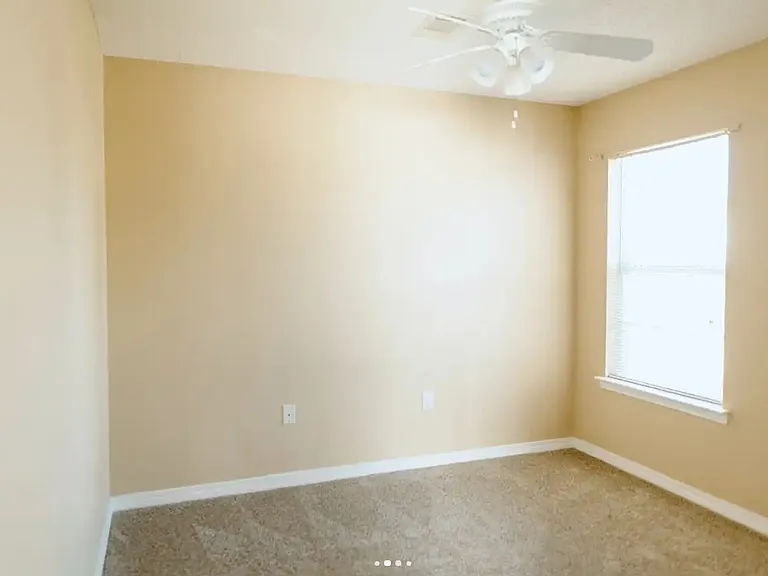 62075 Airport Rd #62075 — Photo 11