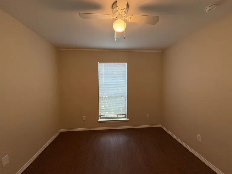 3031 Pine Valley Dr — Photo 15