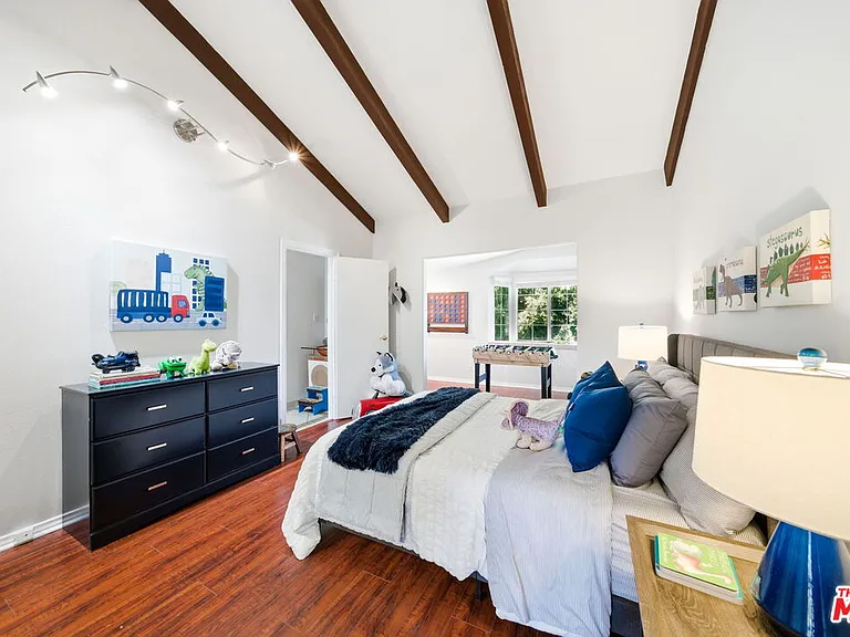 4115 Laurelgrove Ave — Photo 35