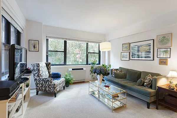 Sold by Compass | media 8
