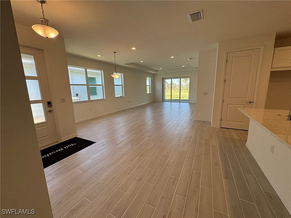 1st image of 44315 Panther Dr