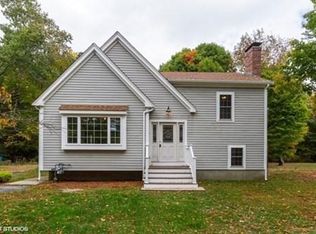 78 S Grove St, Foxboro, MA 02035