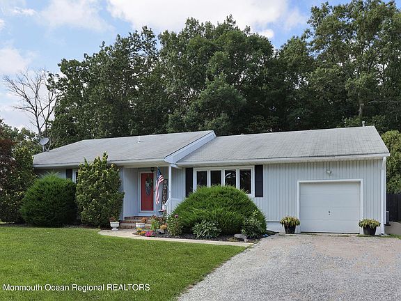 2nd image of 422 Lake Barnegat Drive N
