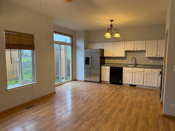 2nd image of 2208 Rebecca Cir
