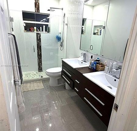 5th image of 1555 SW 21st Way #1555