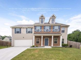 1906 Logan Ridge Cir, Loganville, GA 30052