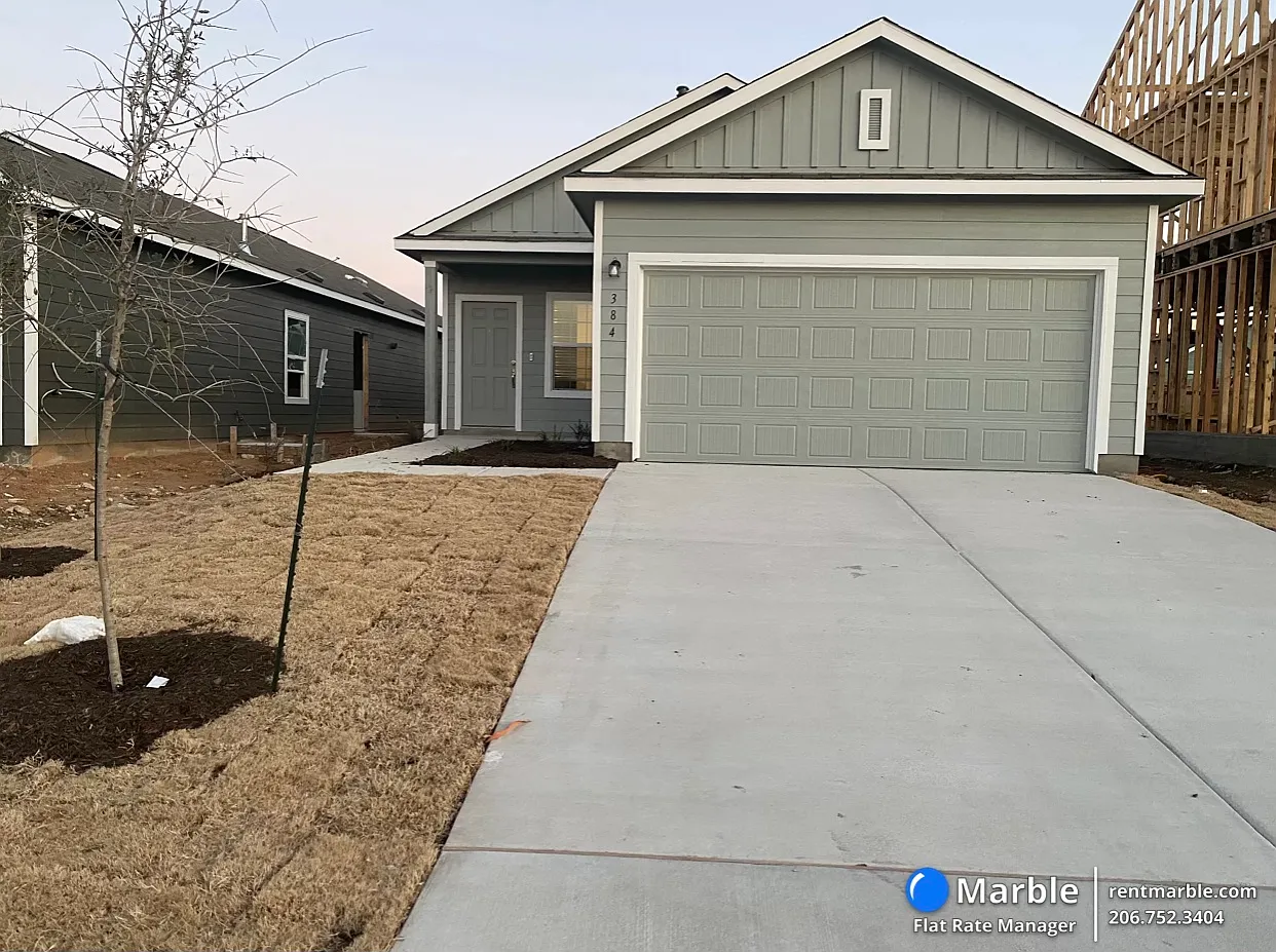 4 bed, 1627 sqft, $1,795 — Photo 1