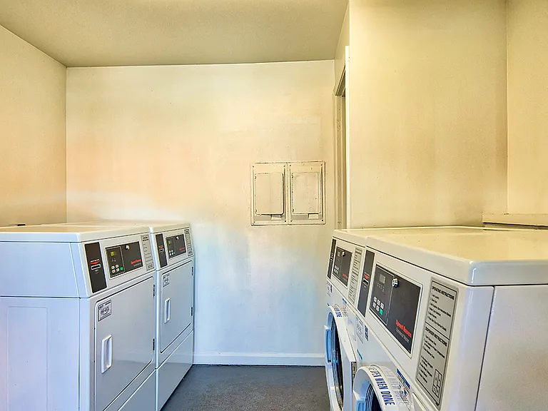 Laundry Center