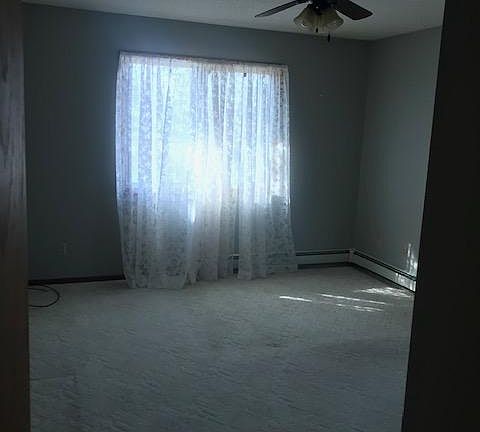 2nd image of 2325 Library Ln