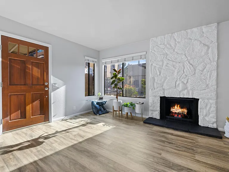 2151 Alpine Glen Pl — Photo 3