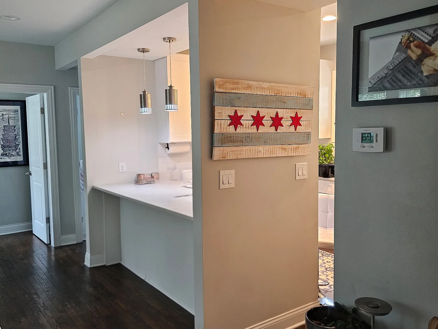 2 bed, 900 sqft, $1,950 — Photo 2