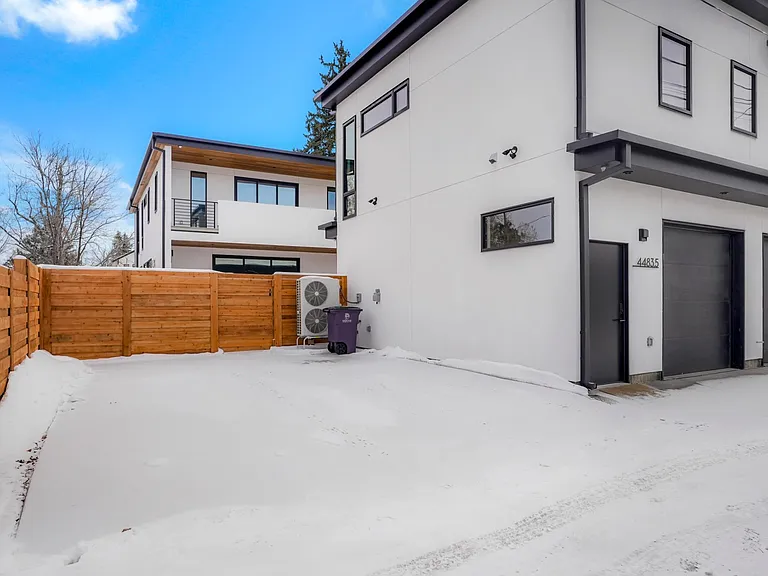 4483 Xavier St #1/2 — Photo 12
