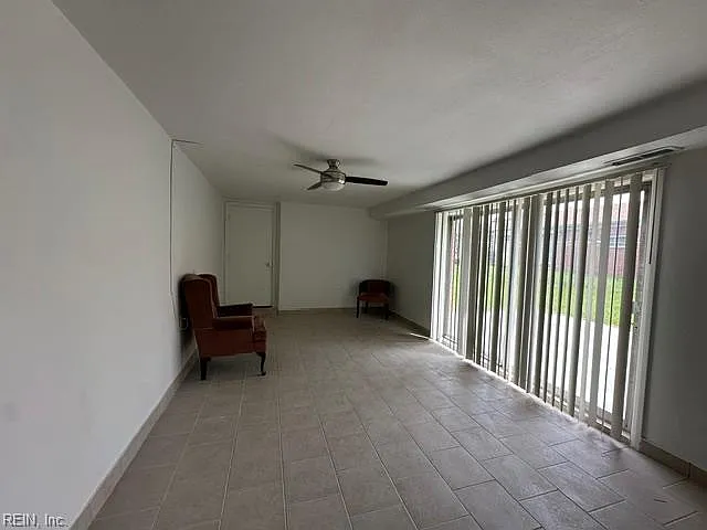 426 Beacon Hill Cir — Photo 32