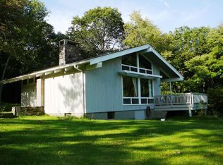 11 Coburn Rd E, Sherman, CT 06784