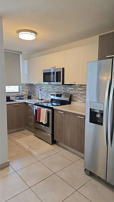 3 bed, 2.0 bath, 1200 sqft, $1,875 — Photo 3