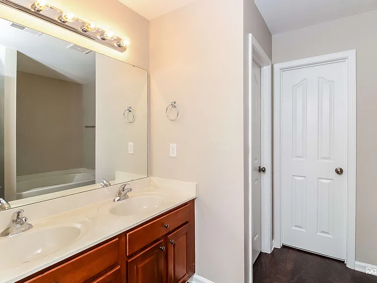 163 Forest Glade Rd — Photo 10