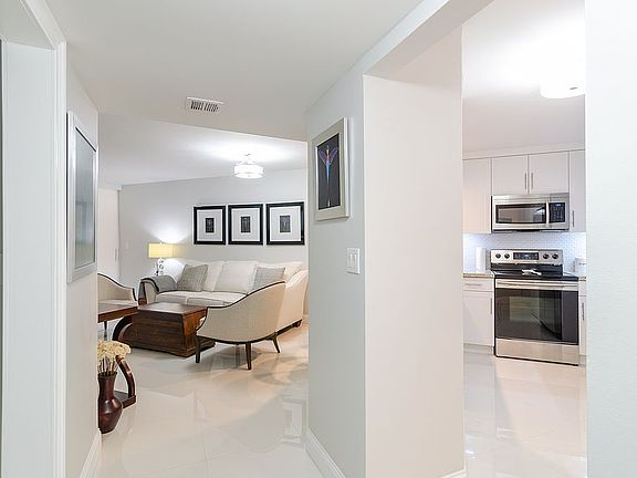 2nd image of 15405 Miami Lakeway N #203-1