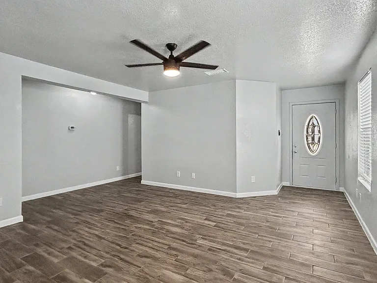 10138 Southern Sun — Photo 3