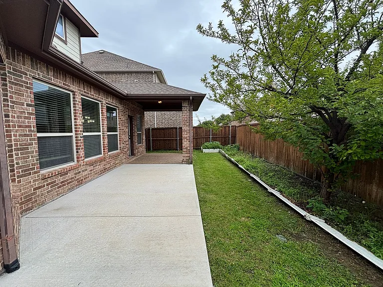2908 N Umberland Dr — Photo 41