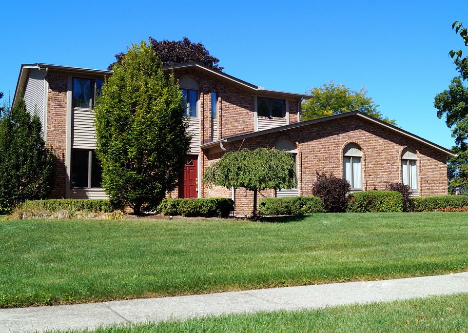1st image of 3705 Balfour Dr
