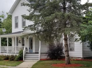 138 N Benjamin St, Fowlerville, MI 48836