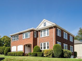 3 Five Annapolis Rd, West Newton, MA 02465